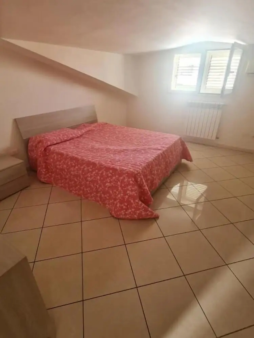 Pink Flowers Suites Women Only