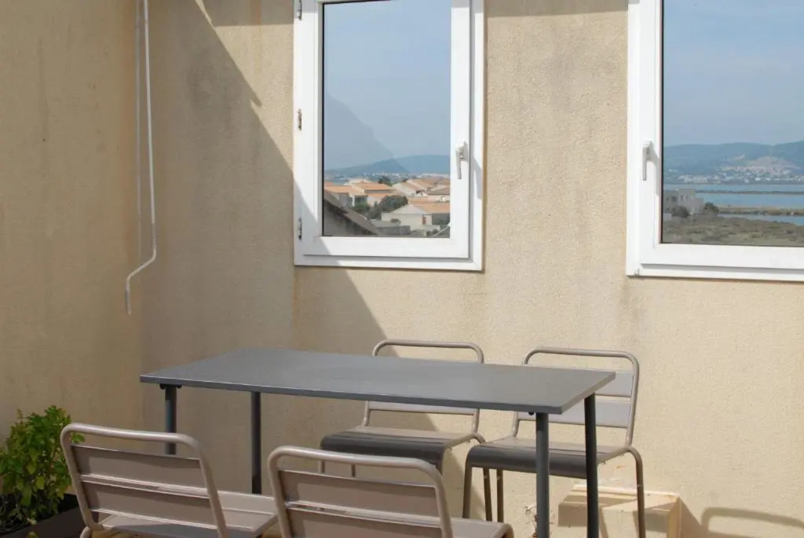 Duplex terrasse vue mer accès plage et piscine...