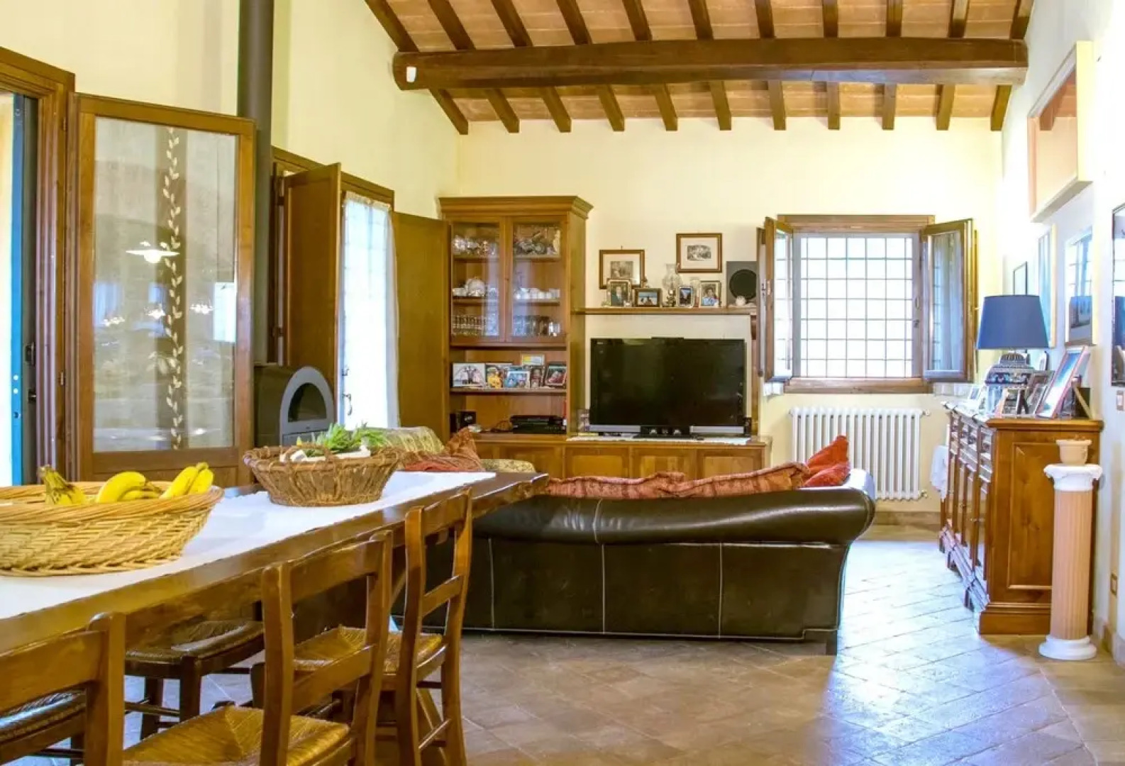 Villa With 3 Bedrooms in Montecampano, With Wonderful Mountain View, Private Pool, Furnished Garden
