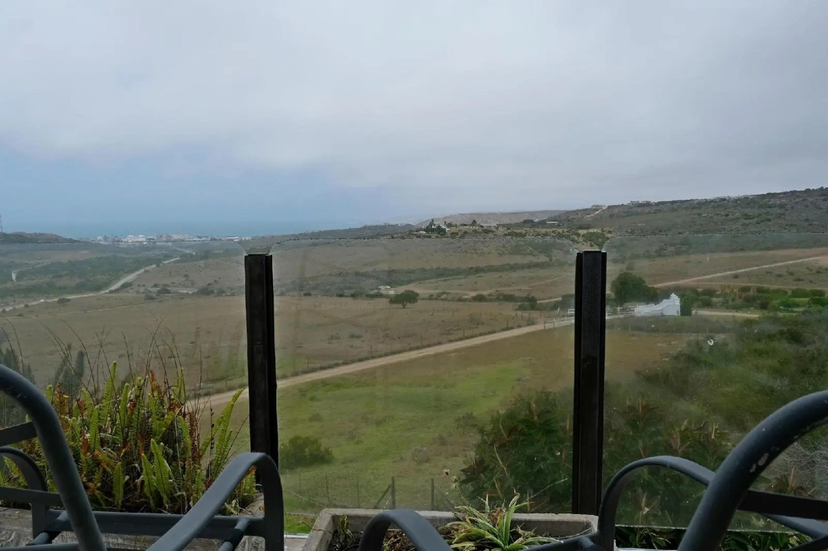 Fly Me To The Moon Guesthouse