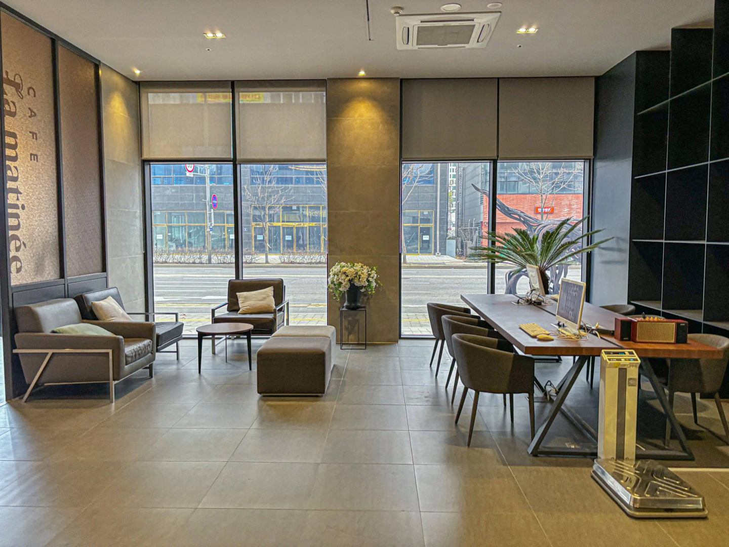 Royal Emporium Incheon Airport Hotel