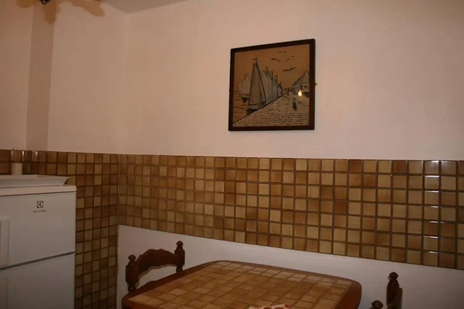 1 Bedroom House 20min Walk To Centre in Tournus (Adults Only)