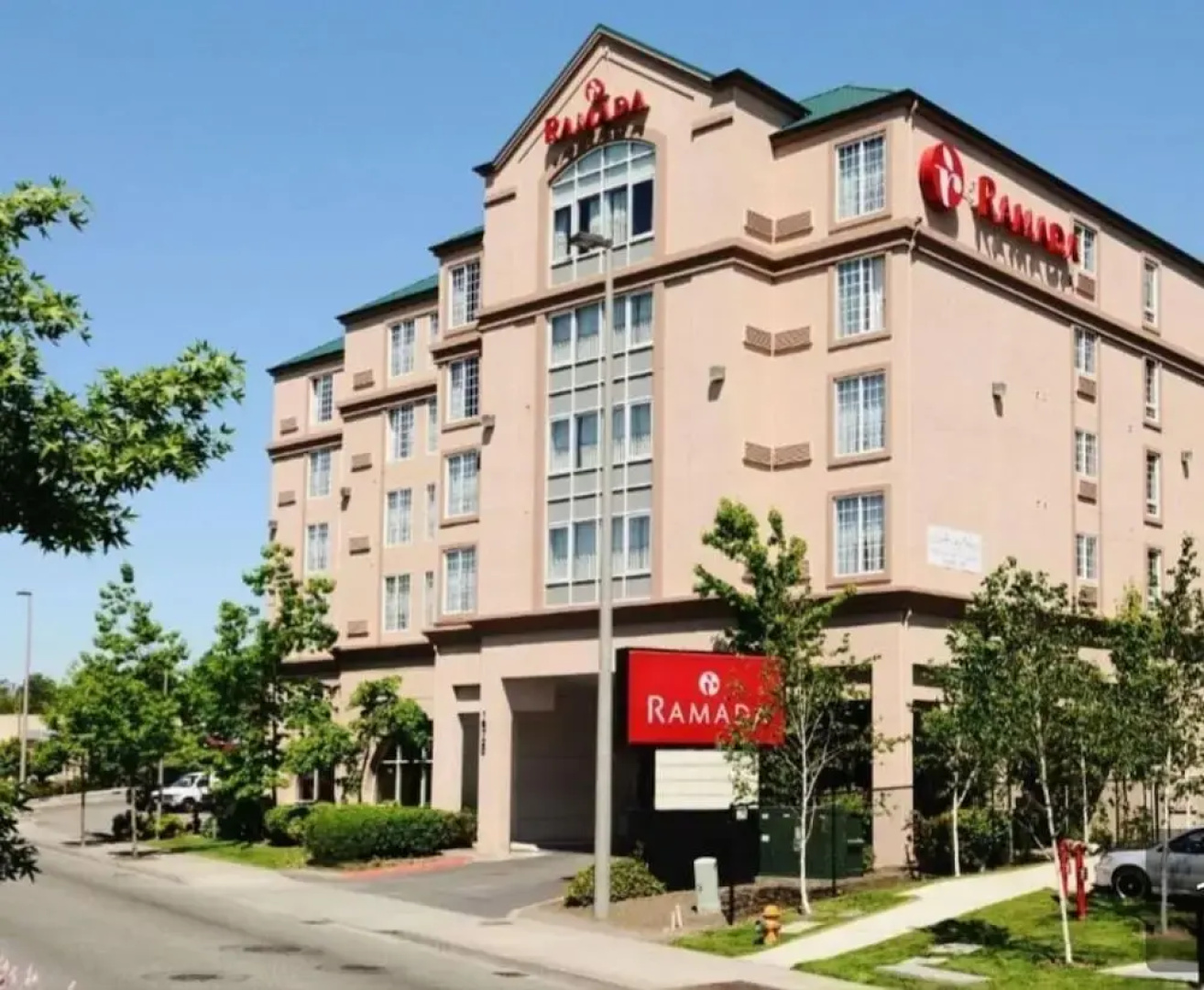 Ramada Suites Seatac Airport