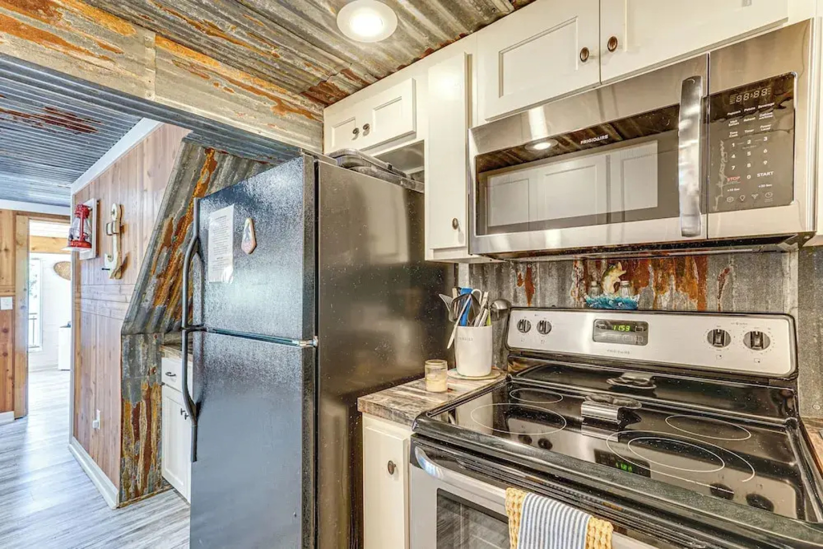 Lakefront Rocky Mount Main House w/ 3 Cabins!