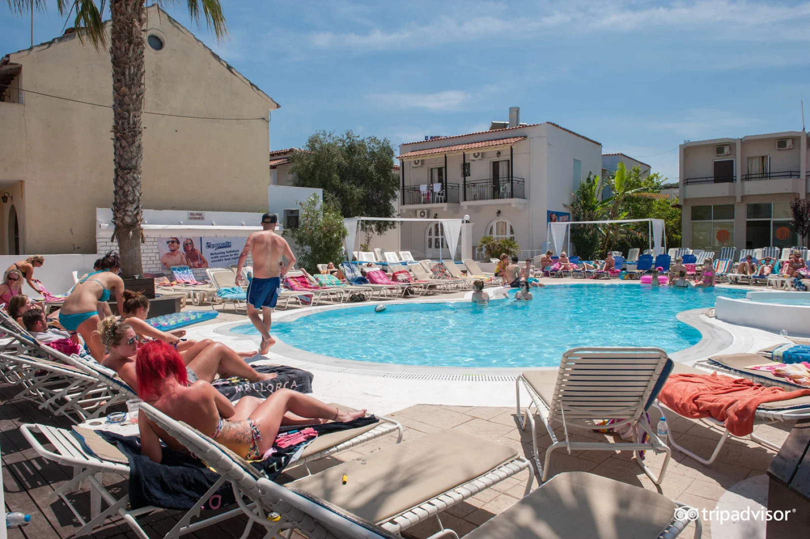 Отель Quayside Village Hotel — Adults Only