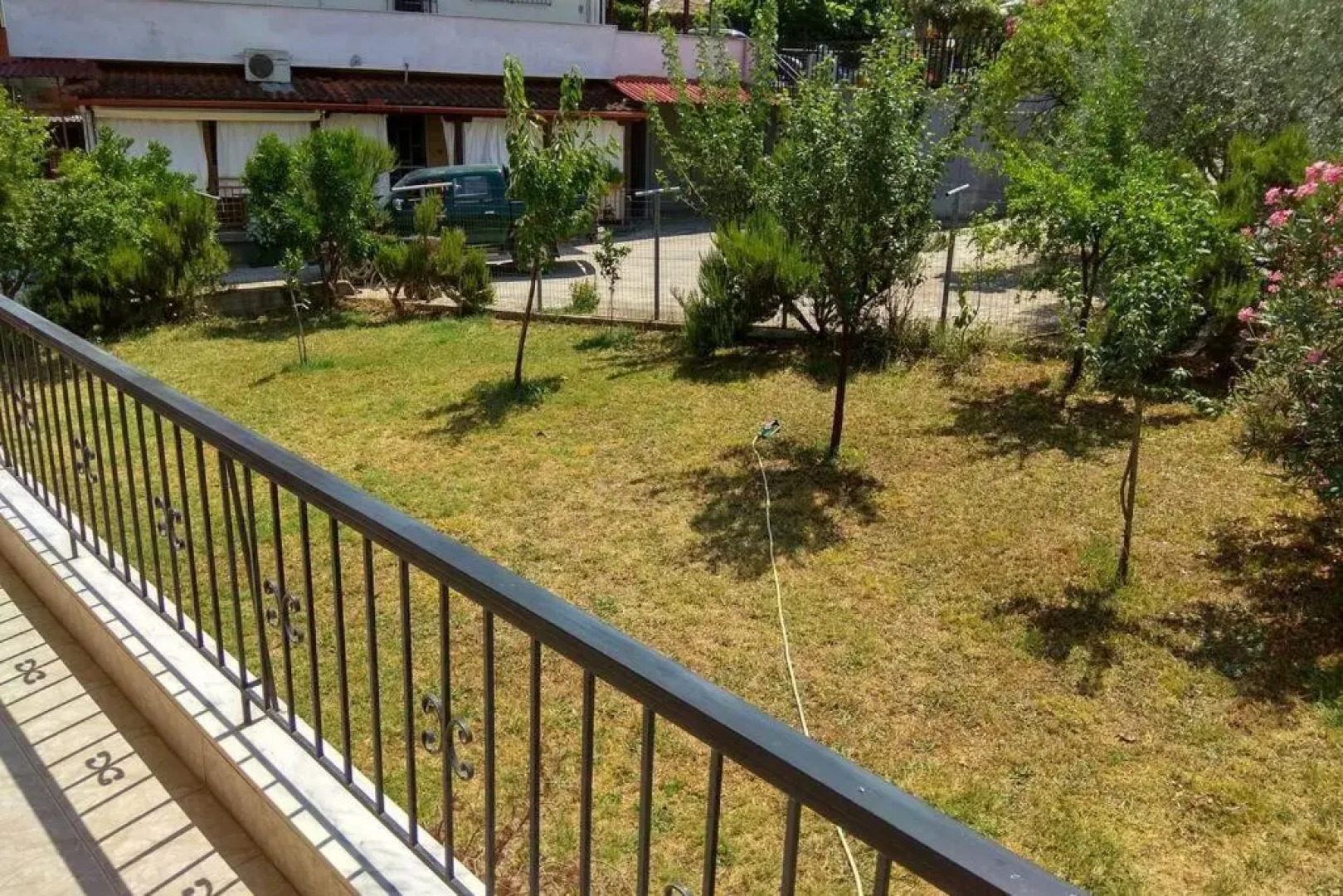 Christos Central Apartment