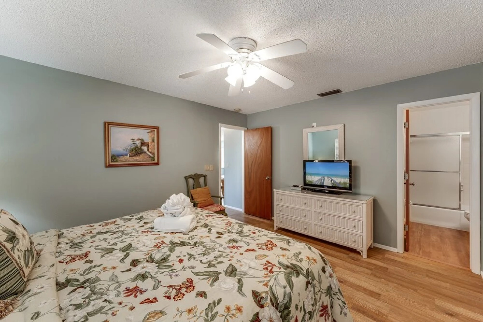 Sea Horse Upper Level