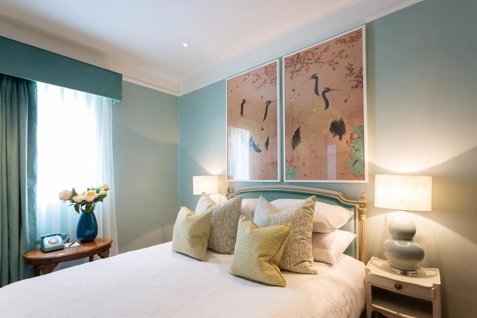 Roslin Beach Hotel