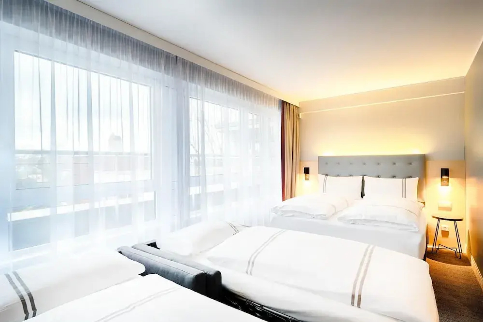 Отель Premier Inn Koeln City Centre