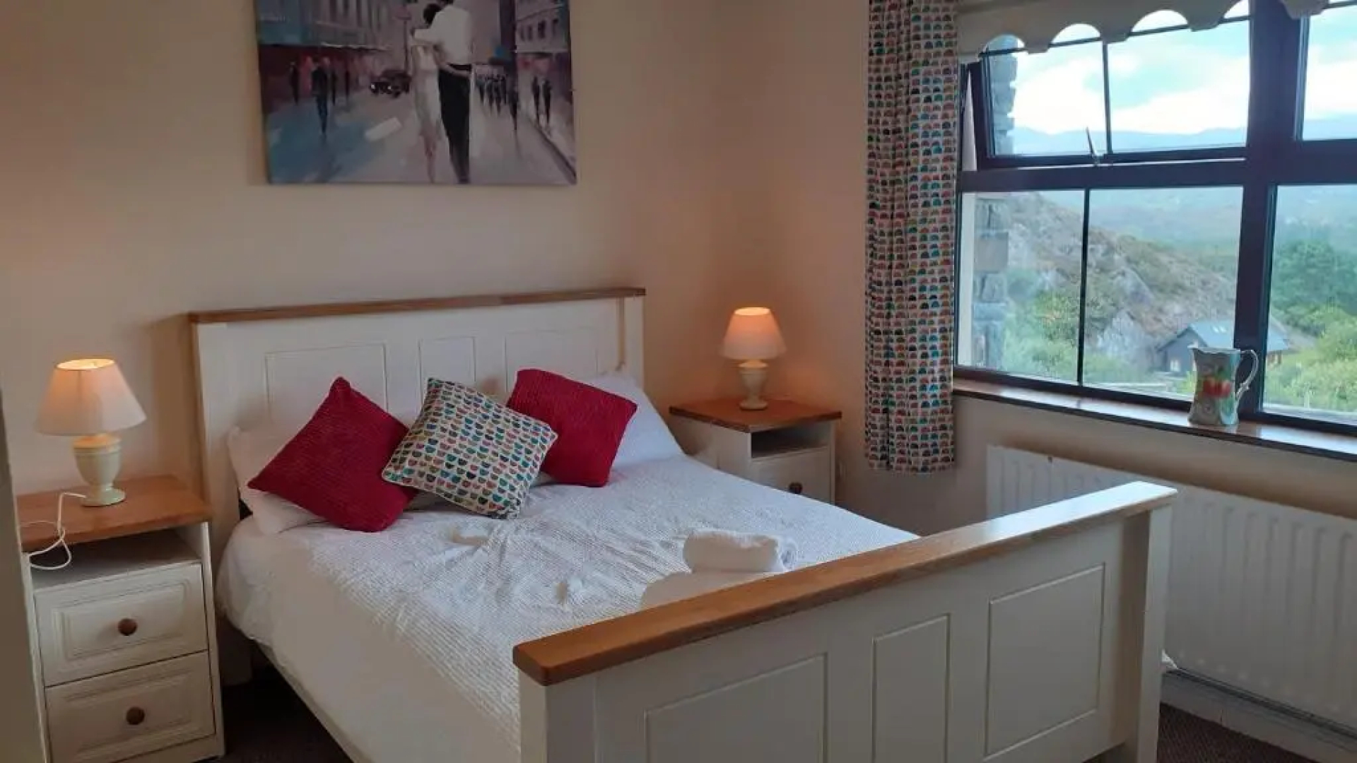 Cuckoo Tree House, Glengarriff, Beara Peninsula