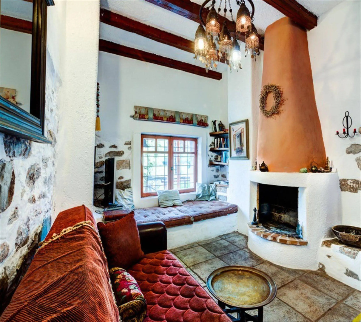 The Traditional Villas of Crete