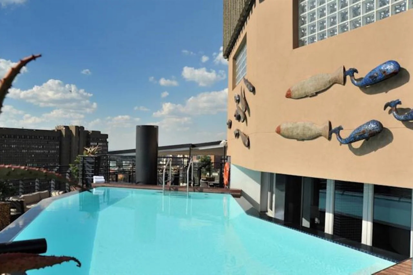 The Parktonian All Suite Hotel