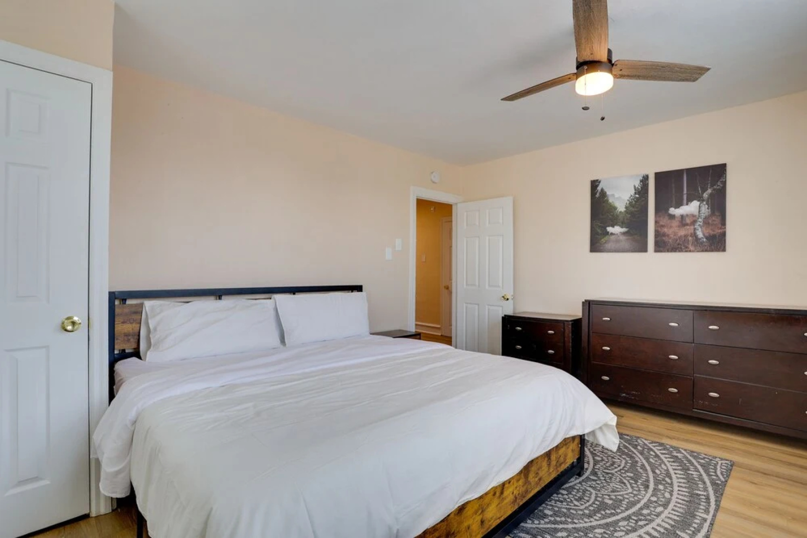 Hatboro Retreat: Steps From Shopping & Dining!