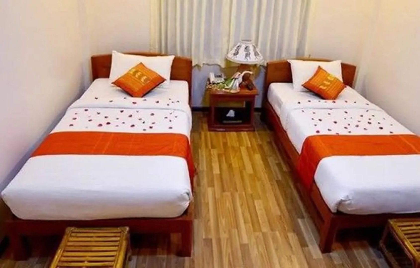 Six Stars Guest House