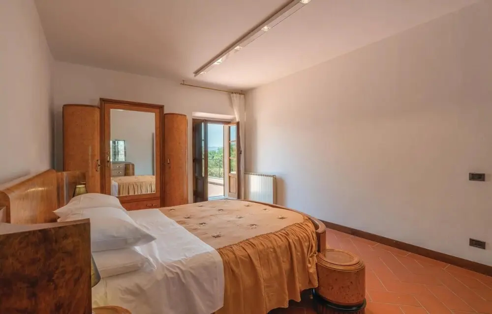 Villa Lama