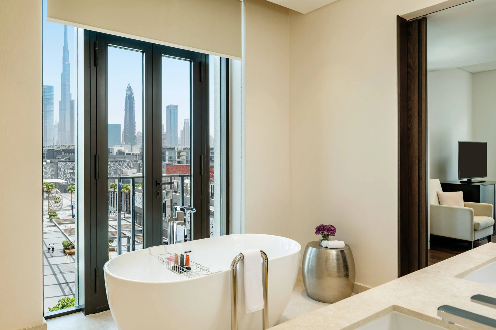 La Ville Hotel & Suites CITY WALK, Dubai, Autograph Collection