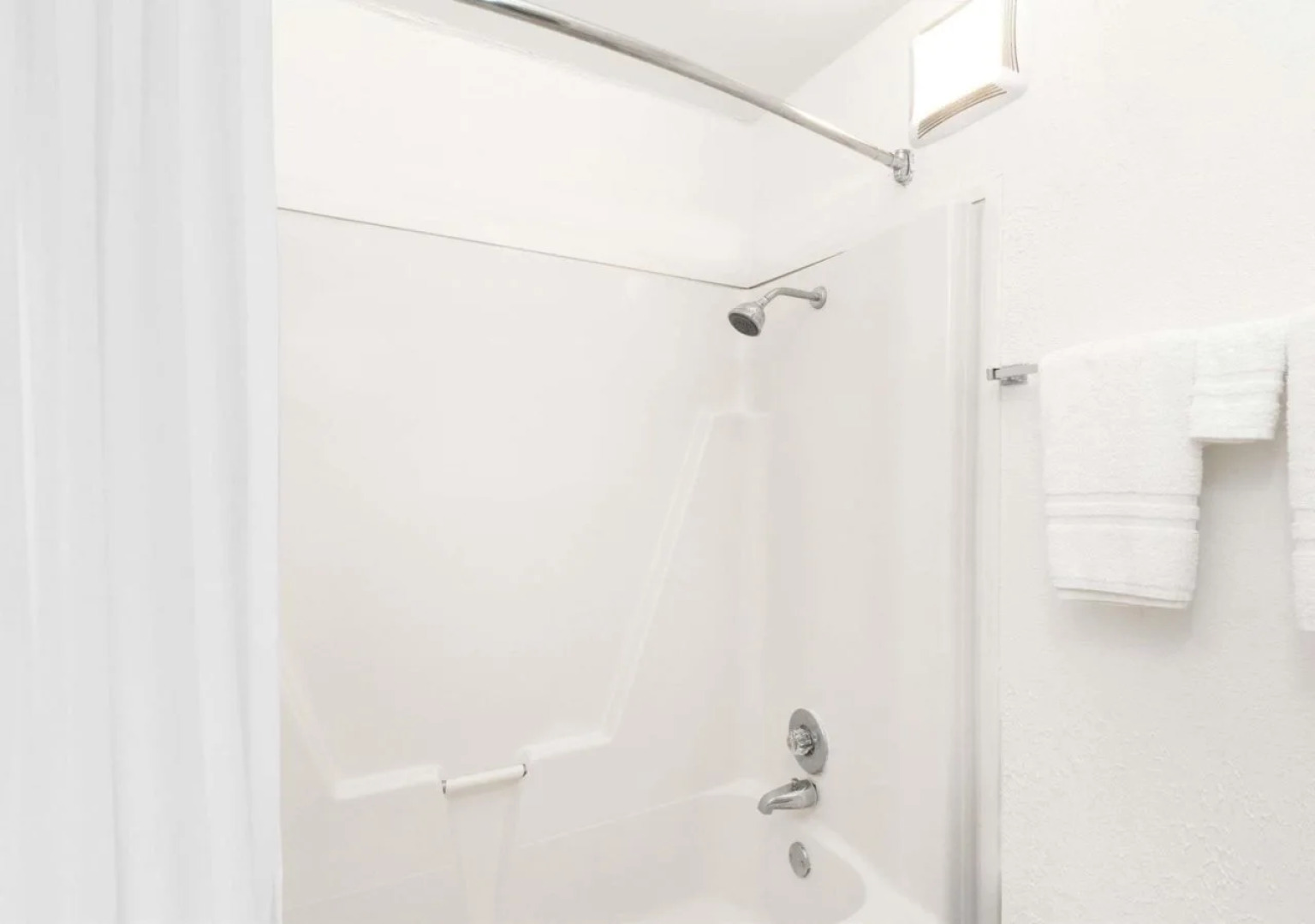 Days Inn by Wyndham San Antonio Lytle