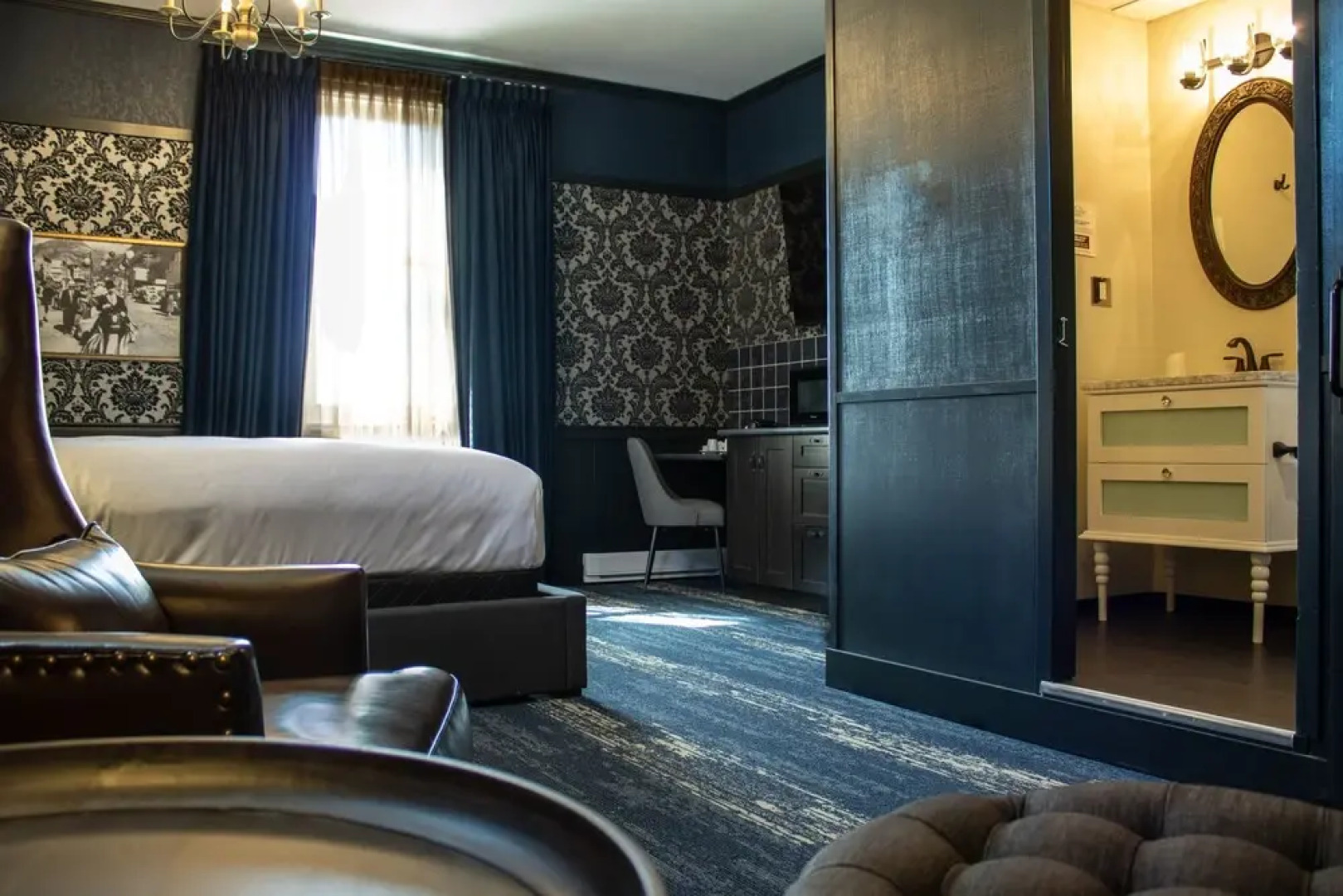 Midnight Sun, a Coast Hotel