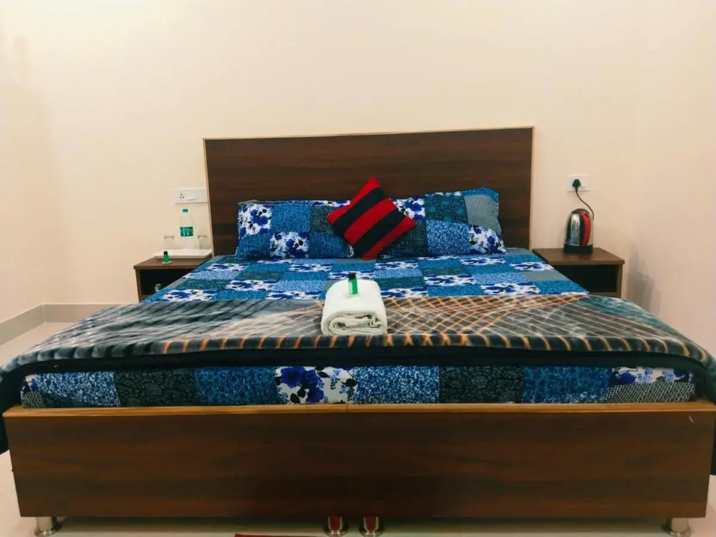 Airport Luxury Nature Valley Homestay