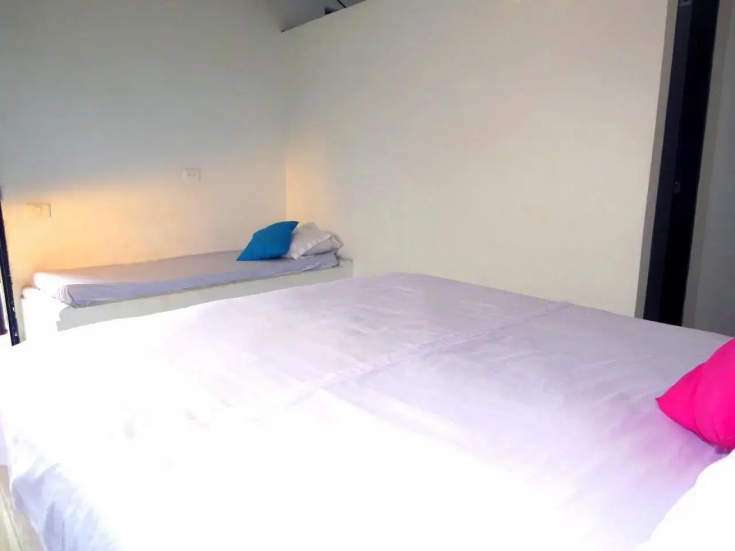 Palomino Breeze Hostal