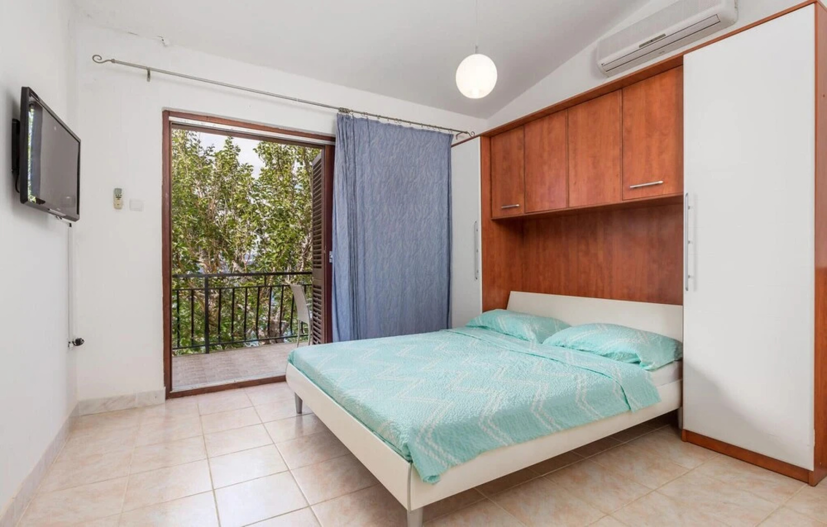 Beautiful Home in Starigrad With Wifi and 1 Bedrooms