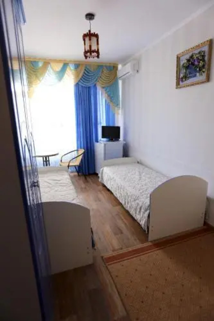 Lotos Zelyonaya Krysha Guest House