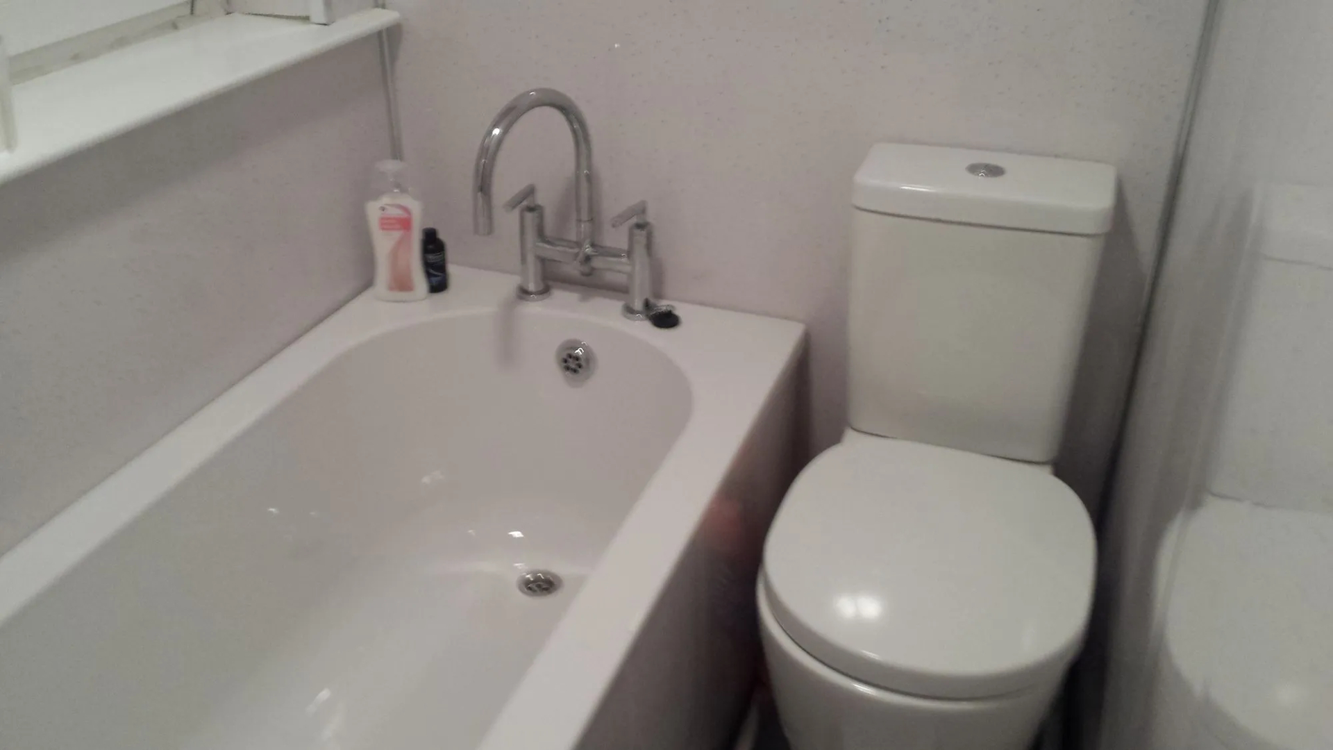 Glasgow Hampden Garden Apartment