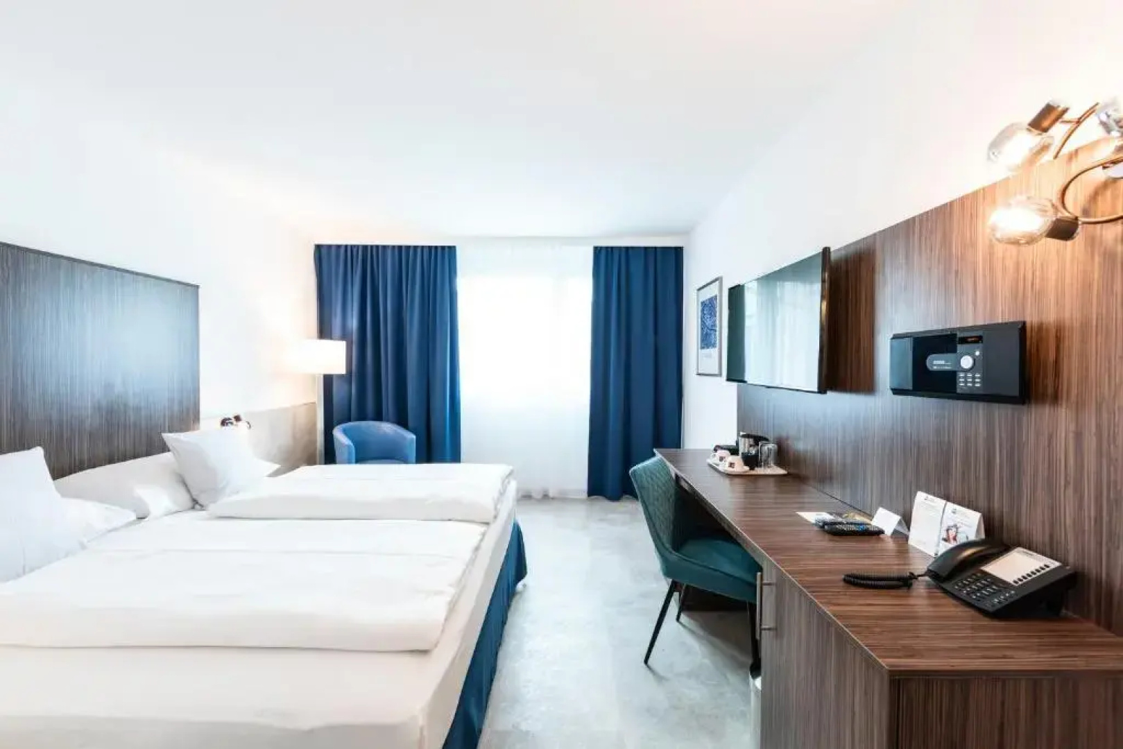 Ramada Vienna South