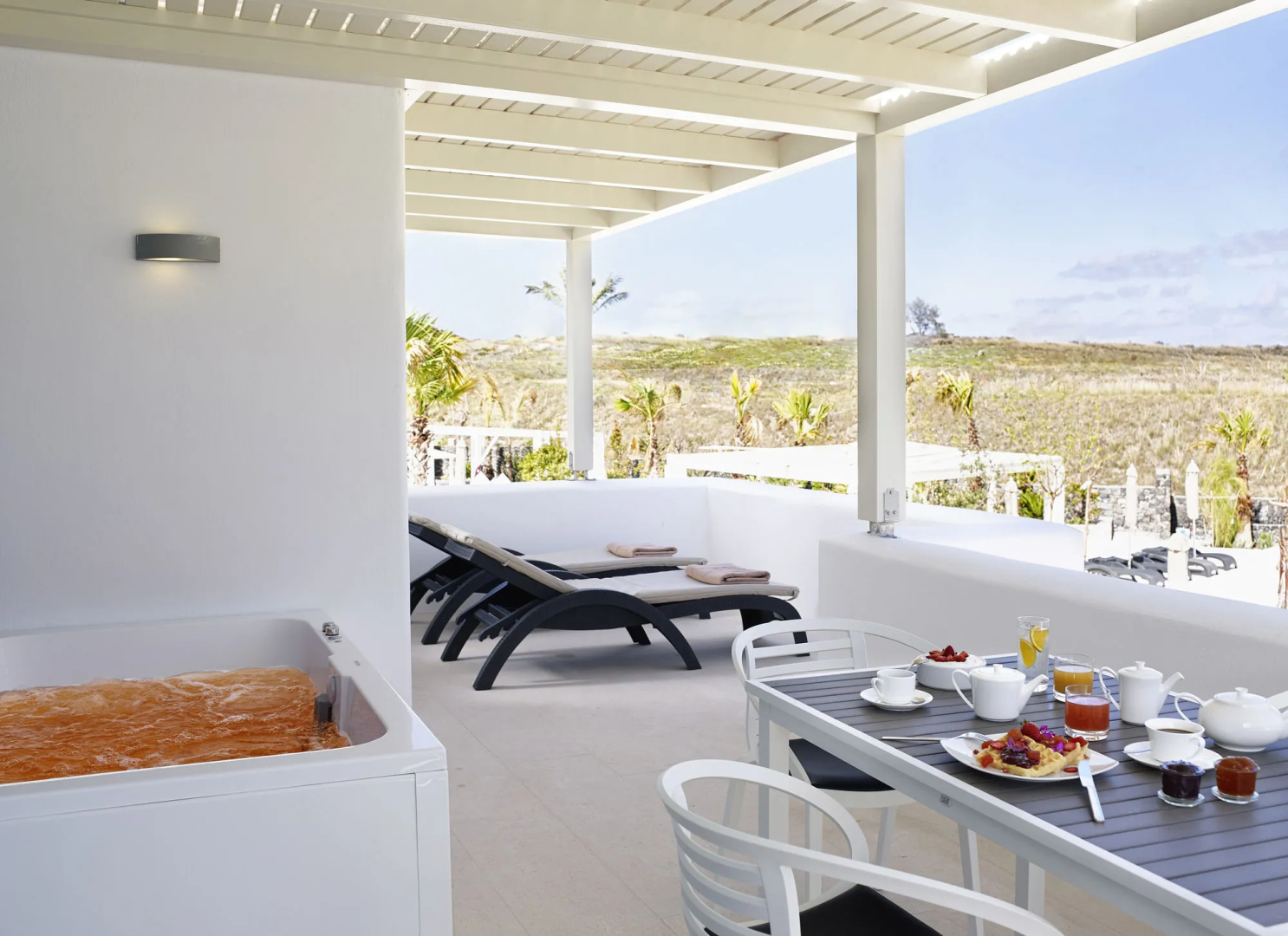 Aurora Luxury Suites