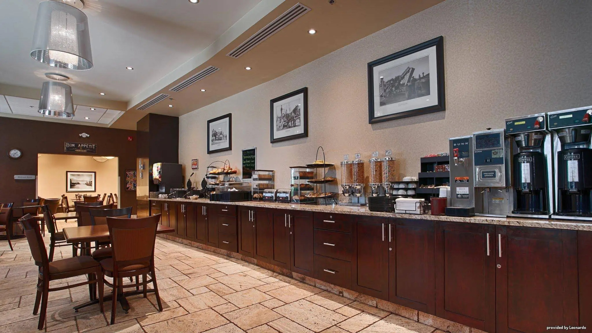 Best Western Sunrise Inn & Suites