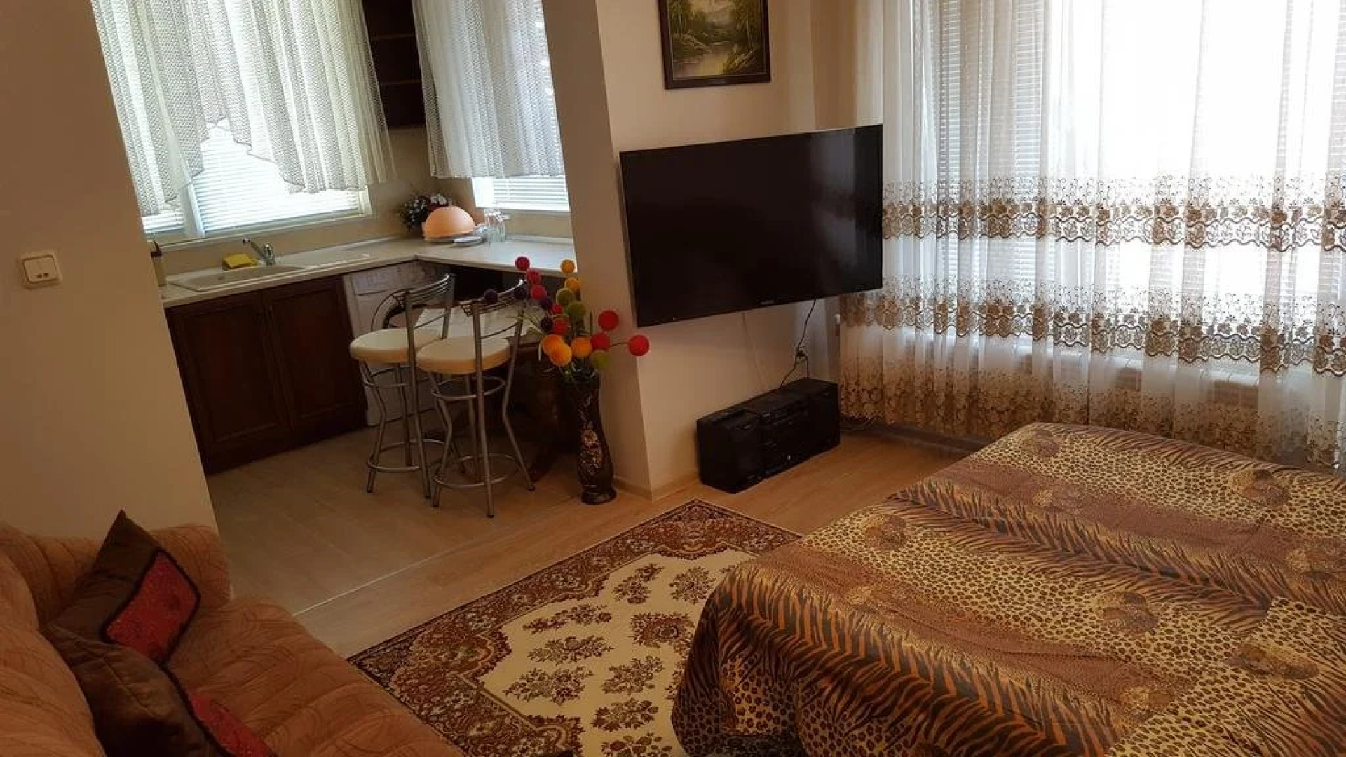 Guest House Panorama