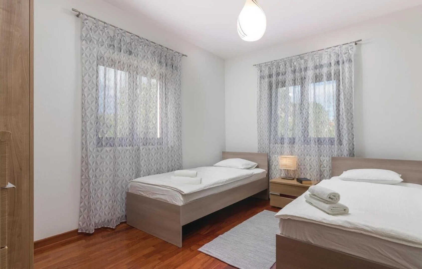 Beautiful Home in Buje With Wifi and 4 Bedrooms