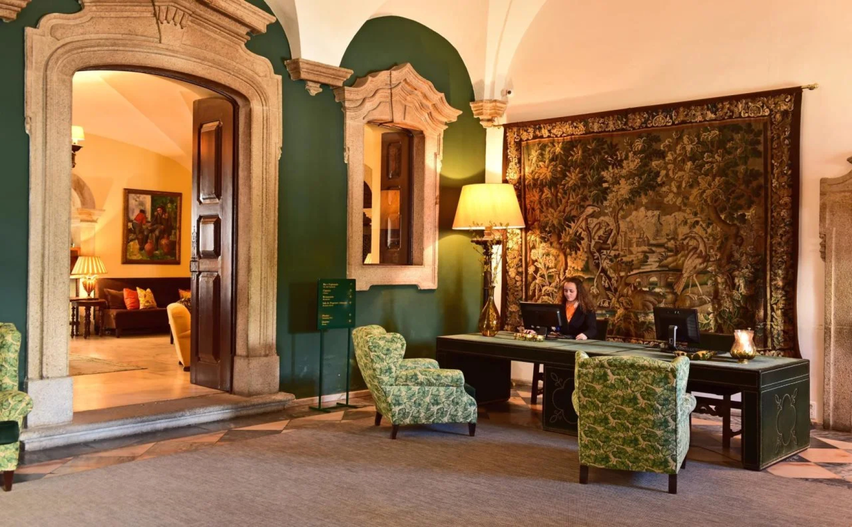 Pousada Convento de Evora - Historic Hotel