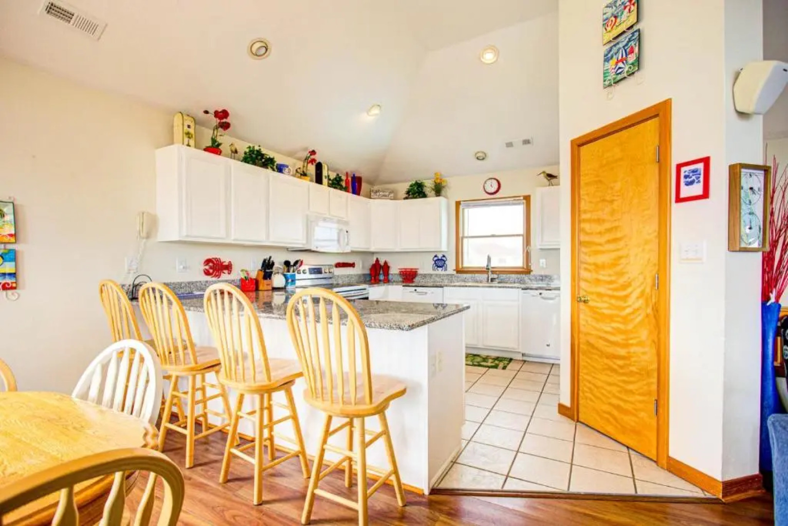 1240 Whale Song I Ocean View