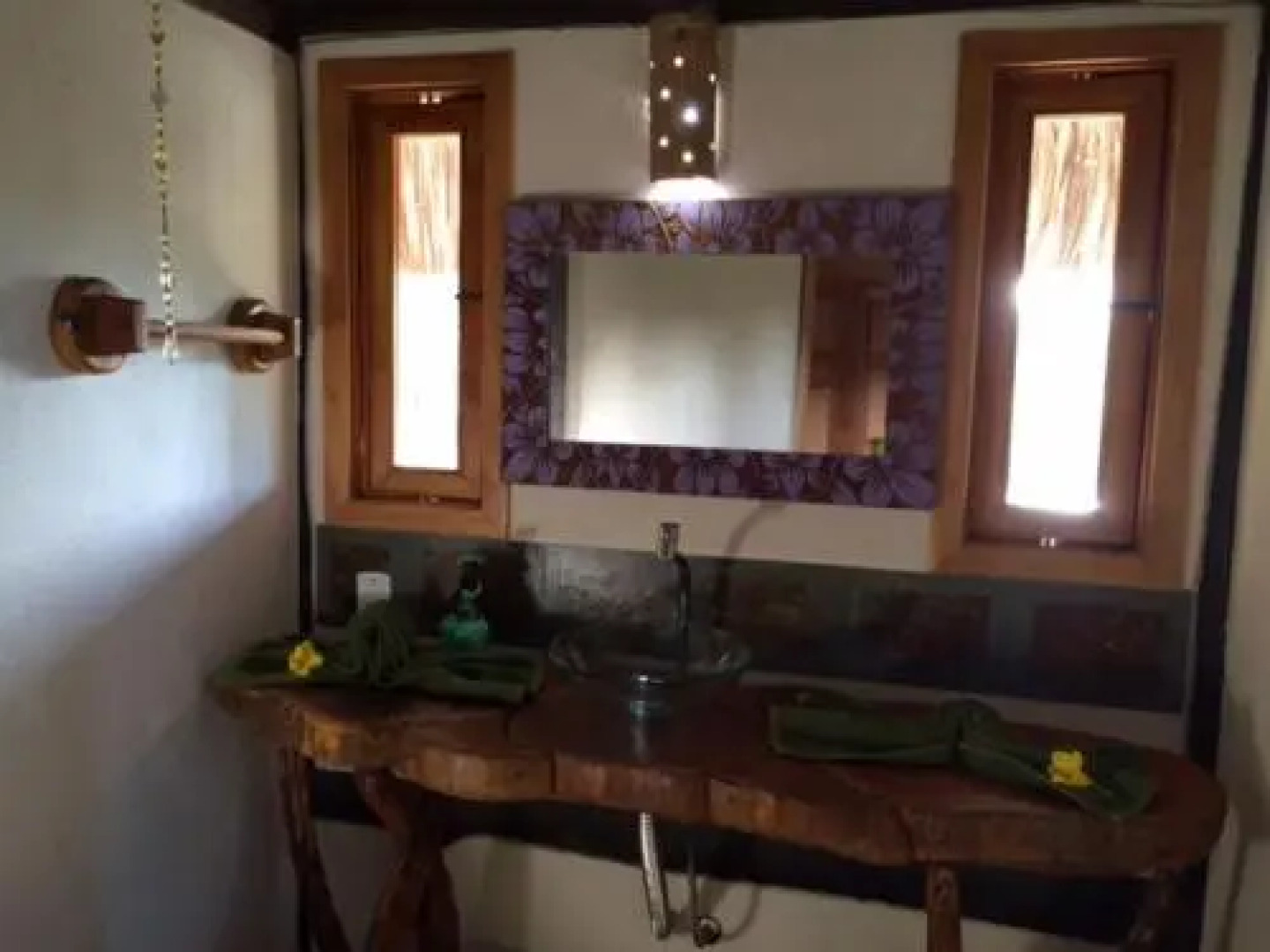 Bambusada Hotel & Restaurant