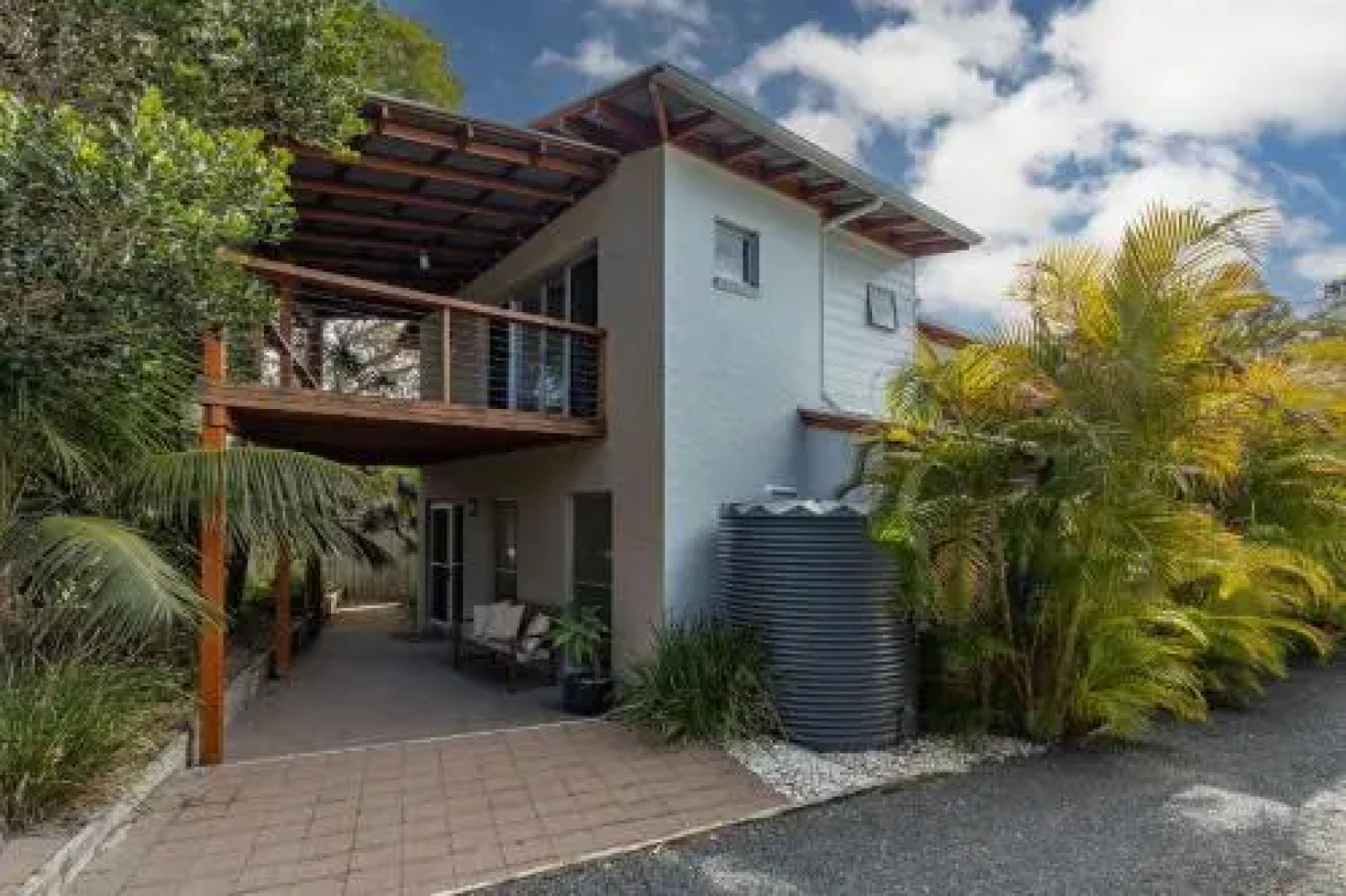 OUTRIGGER - 25 Boomerang Drive