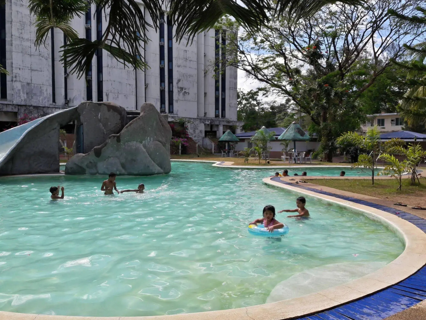 Zoobic Lodge