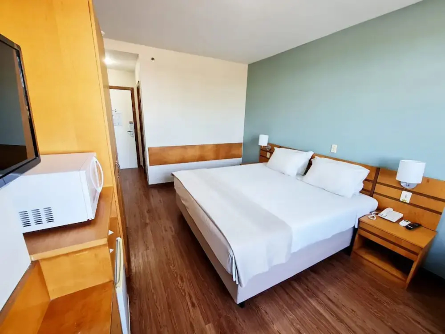 Vitória Praia Hotel By Nobile