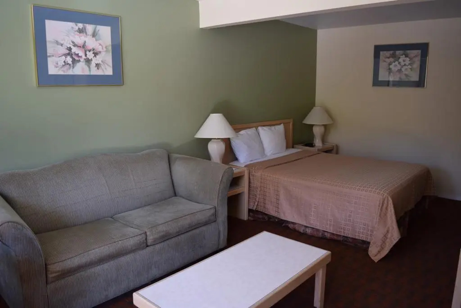 Valley Oaks Inn Woodland