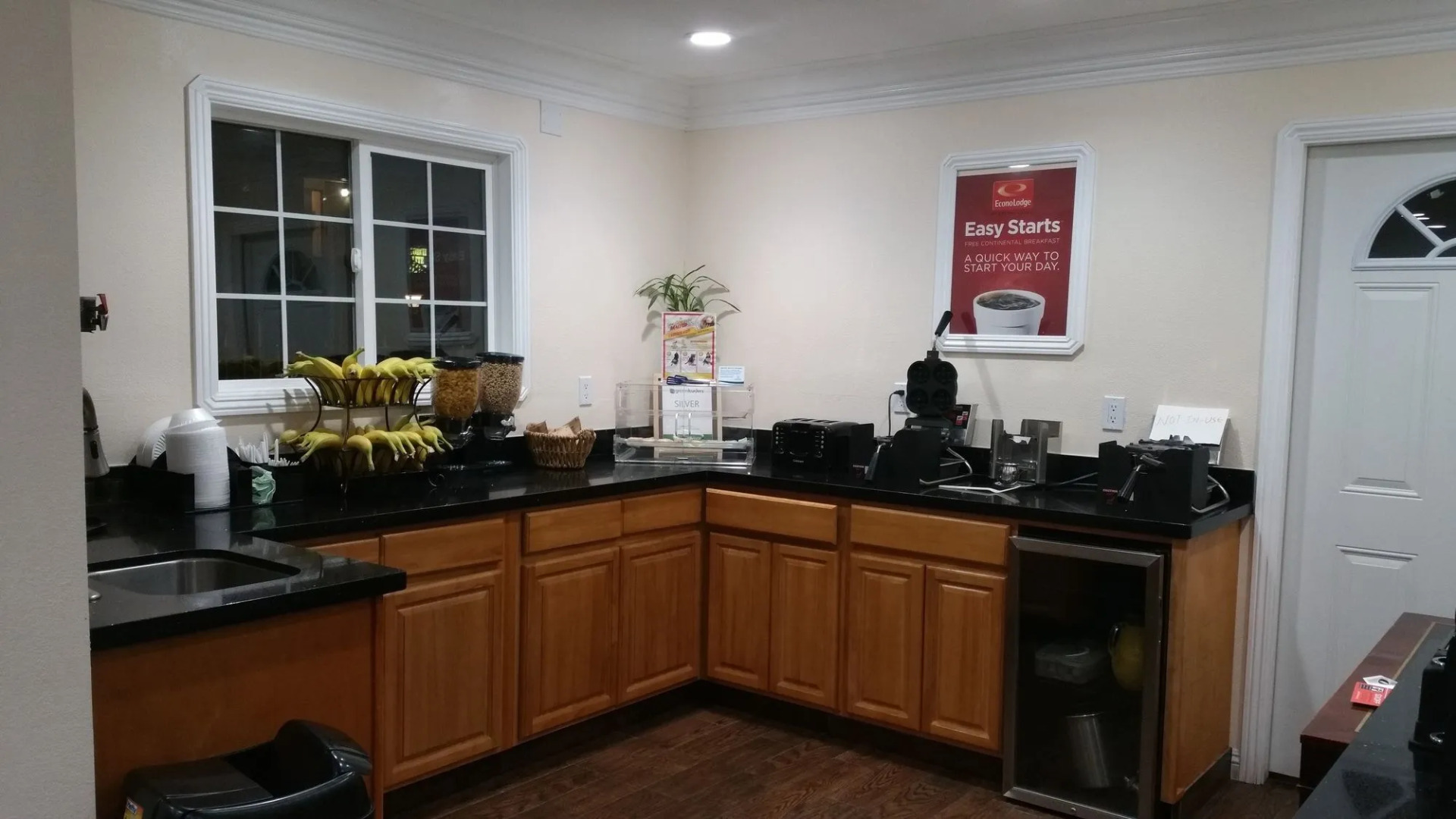 Surf City Inn and Suites