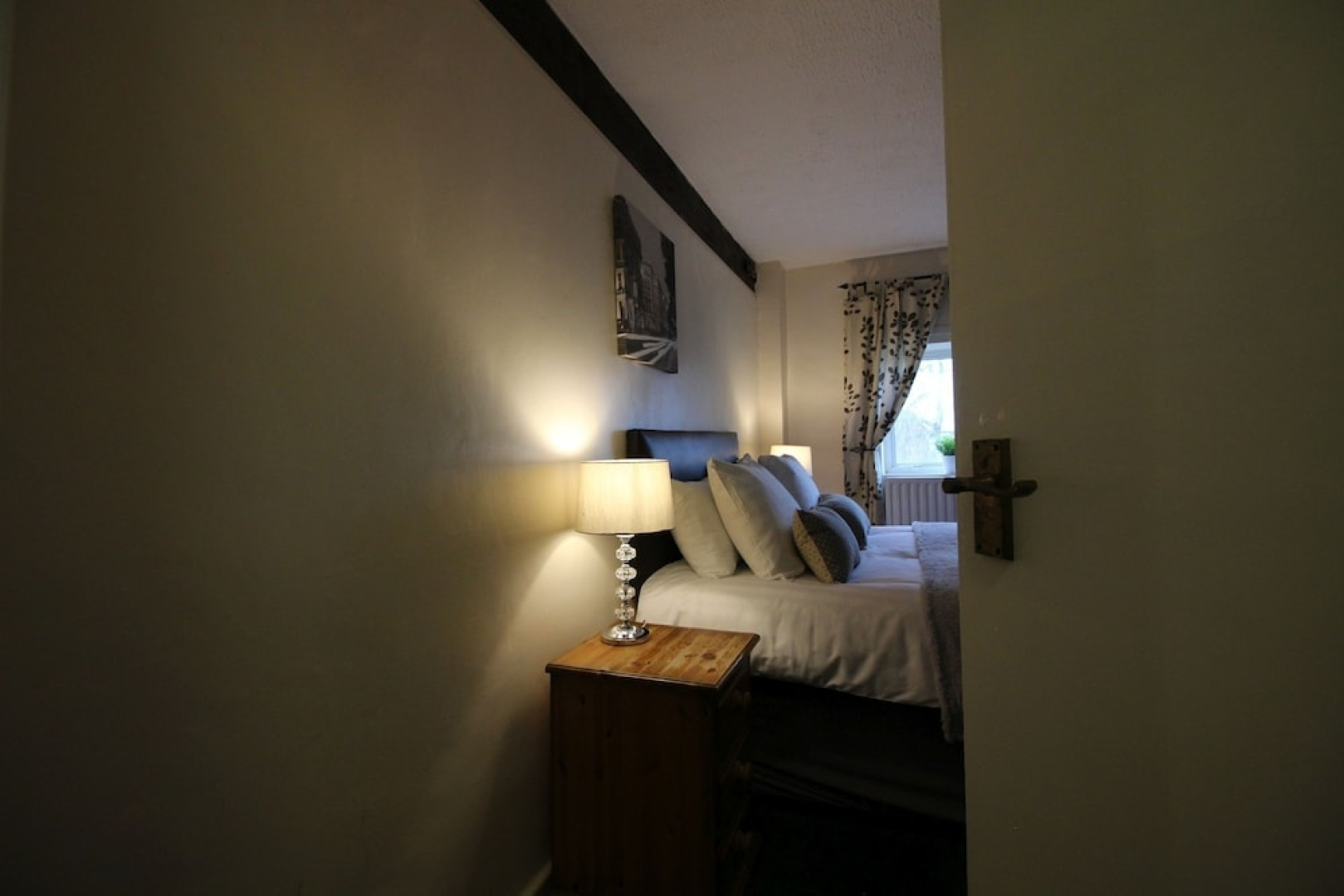 Roomtel Riverside Suites