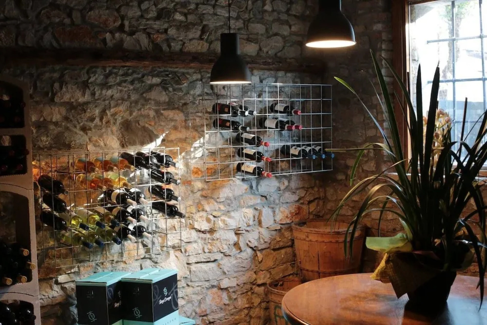 1883 Restaurant & Rooms