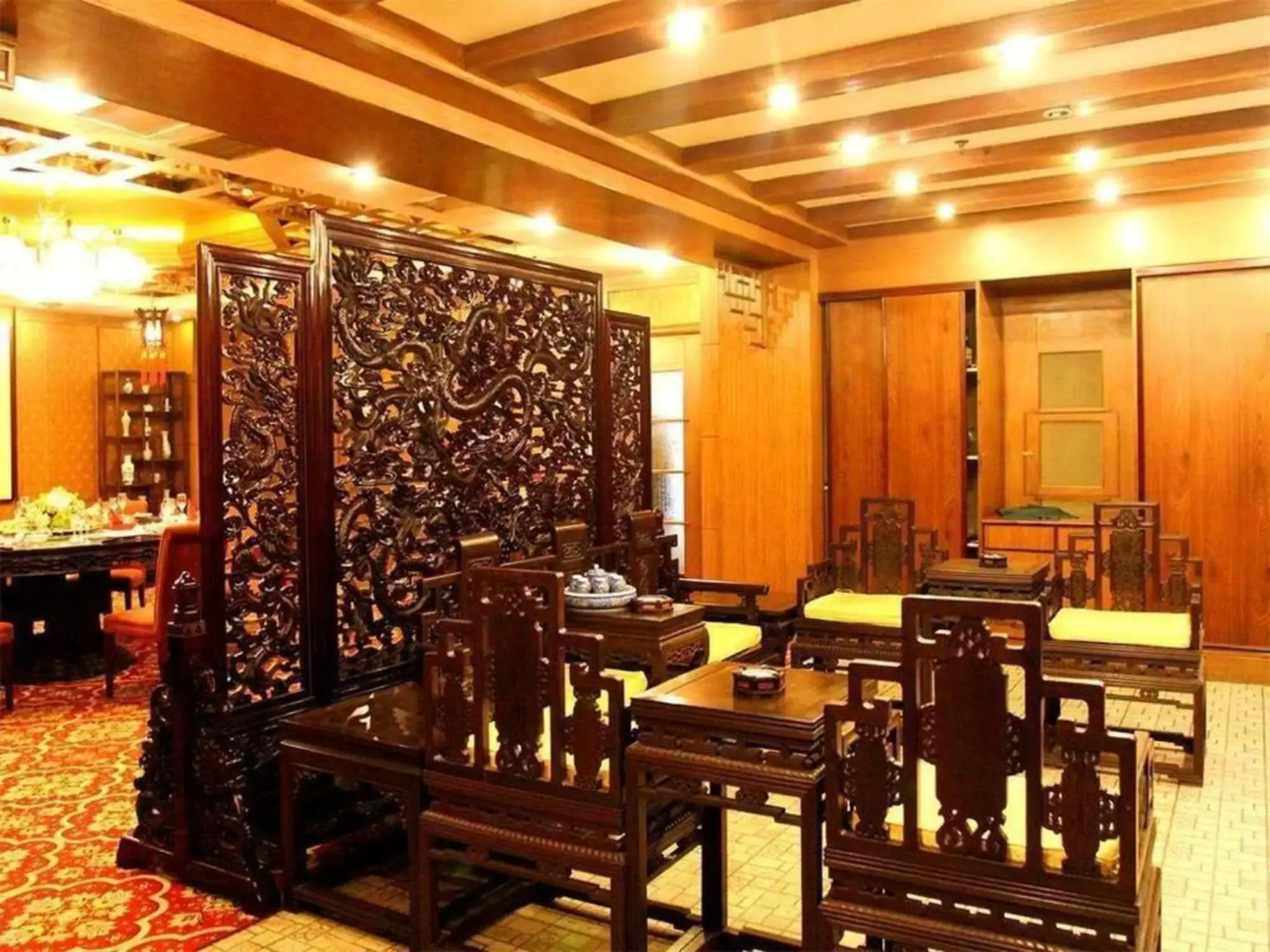 Rising International City Hotel