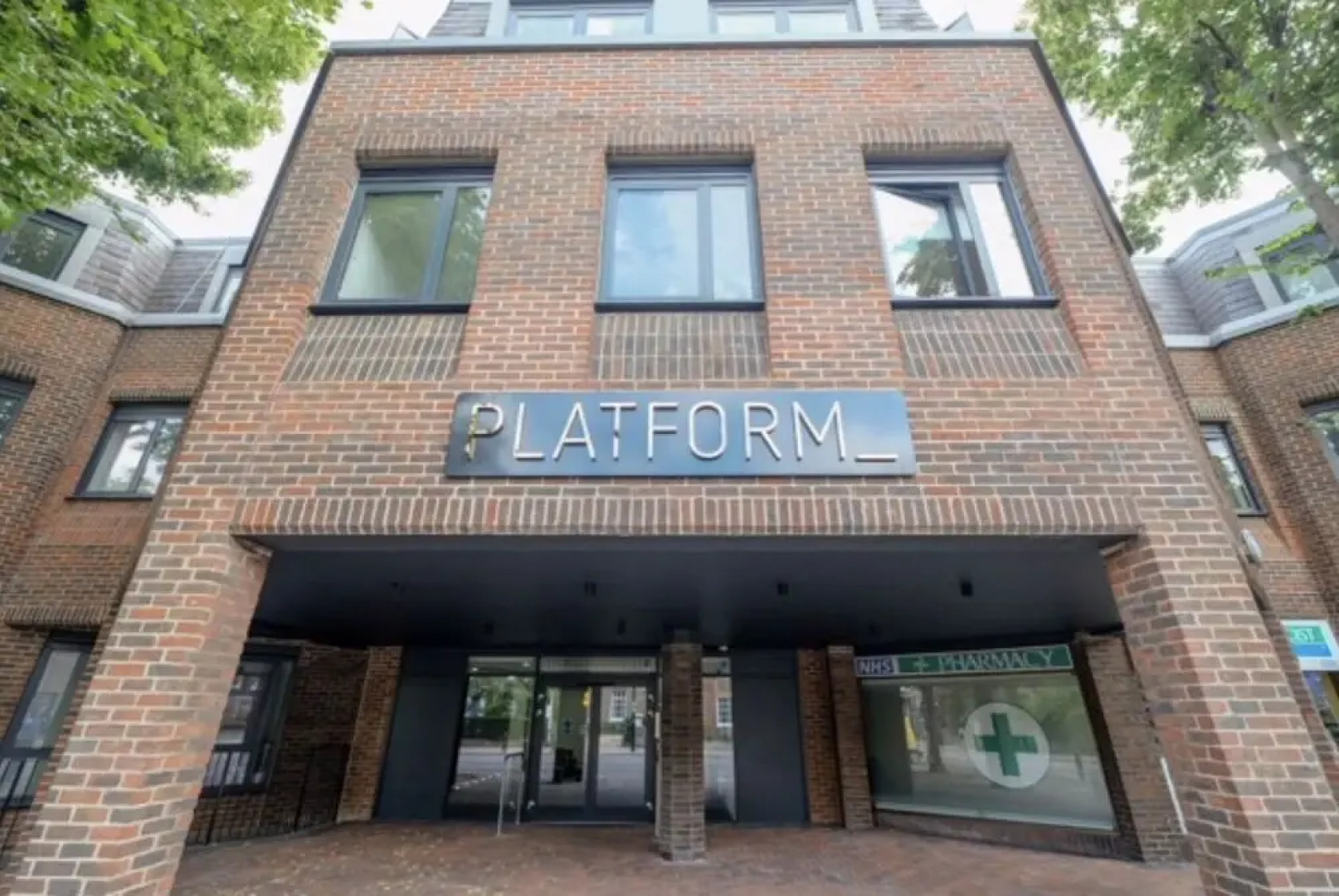 City Stay Apartments - Platform