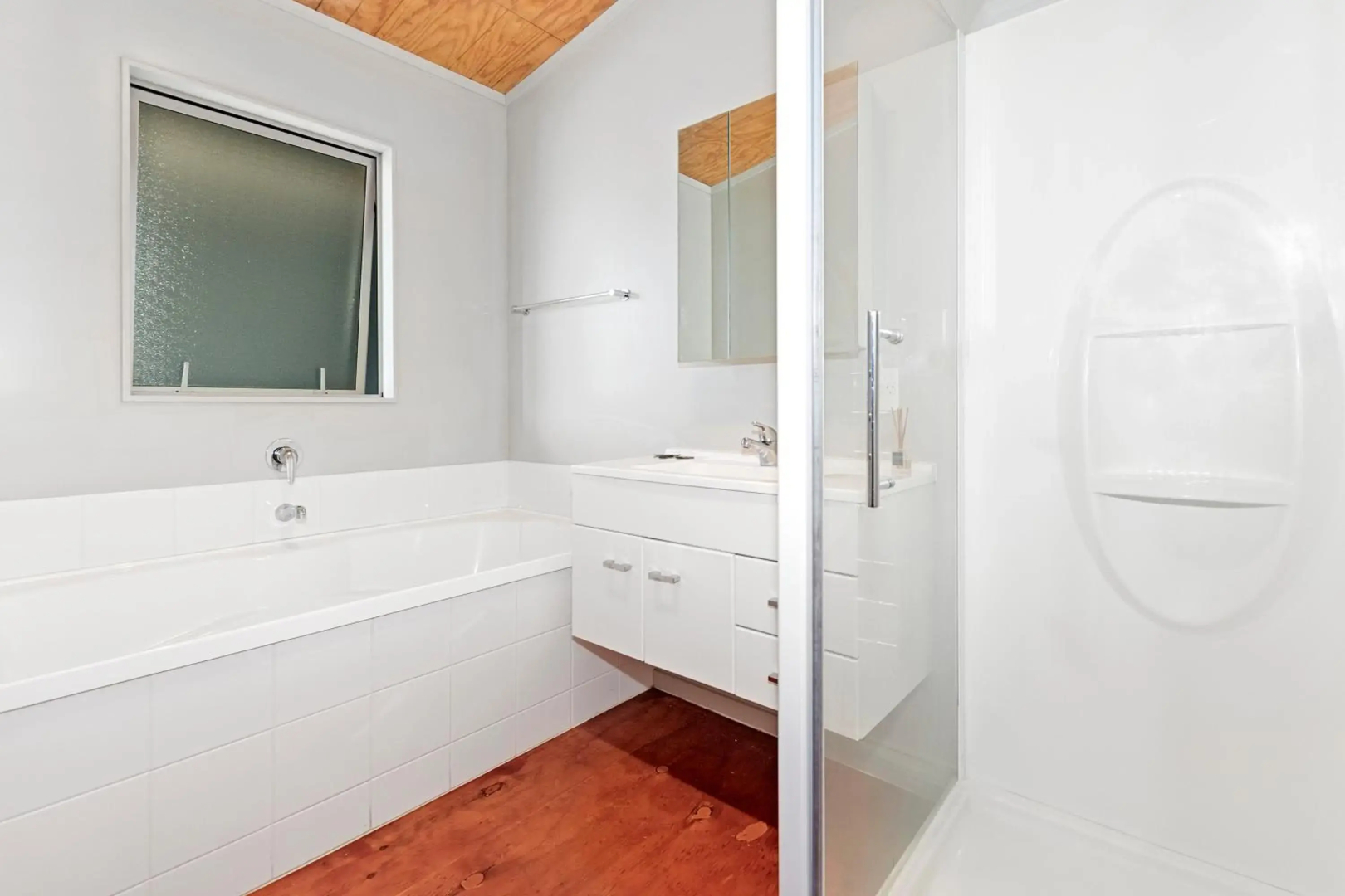 Blue Crush Villa - Mangawhai Heads Holiday Home