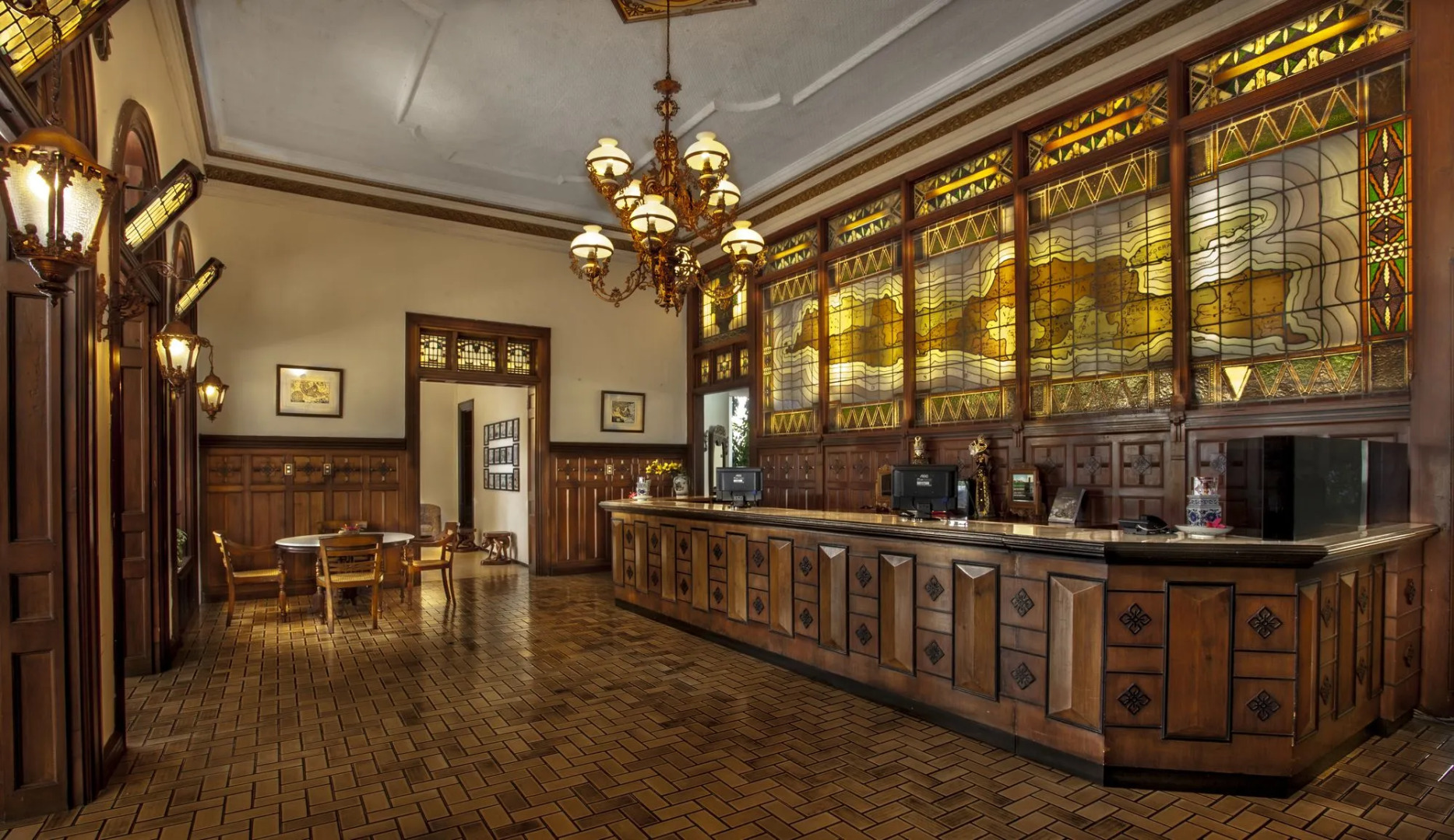 éL Hotel Kartika Wijaya Batu