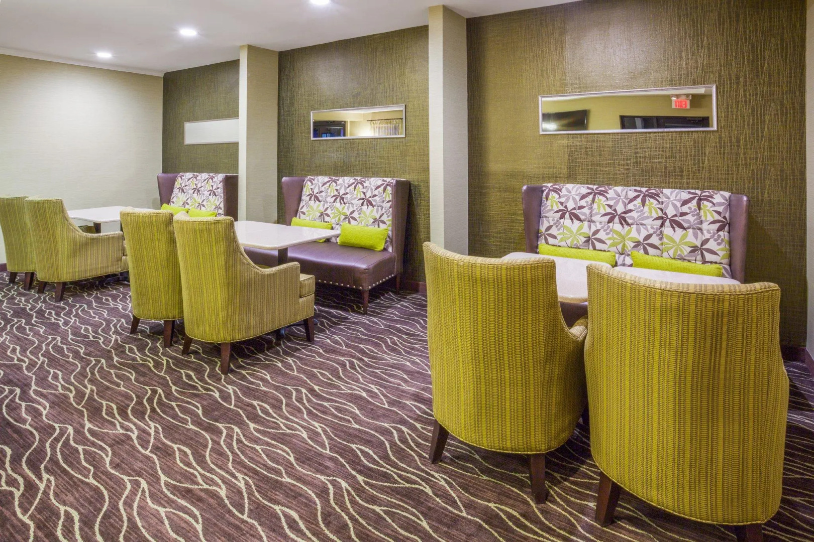 Holiday Inn Express Hotel & Suites St. Paul-Woodbury by IHG