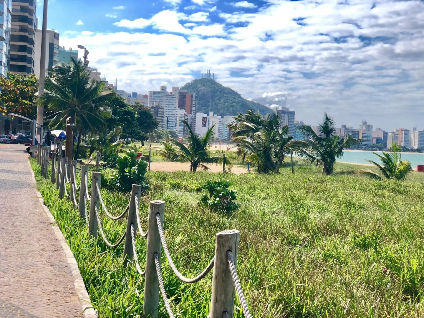 Flat Pasargada 1013