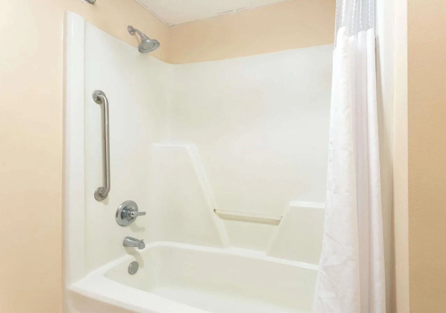 Baymont Inn and Suites