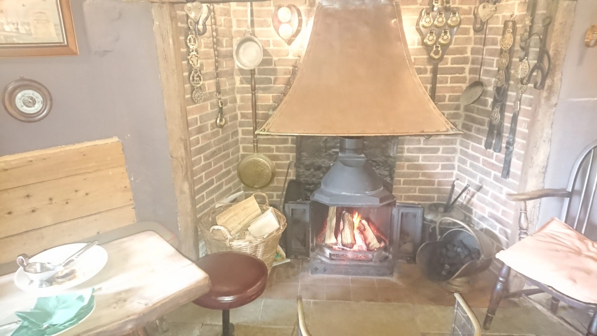 Elizabeth -Tiger Inn